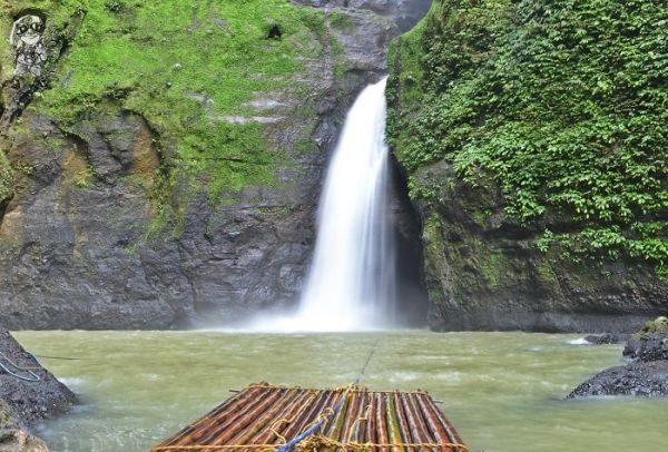 PHIÊU LƯU NGƯỢC DÒNG THÁC PAGSANJAN